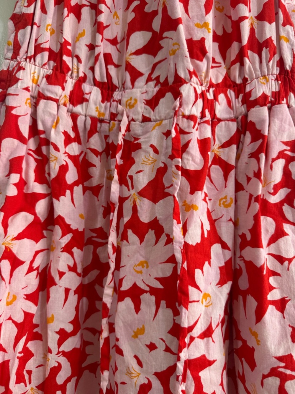 Free assembly Red Floral Short-Sleeve Casual Dress with Drawstring Waist - Picture 4 of 5